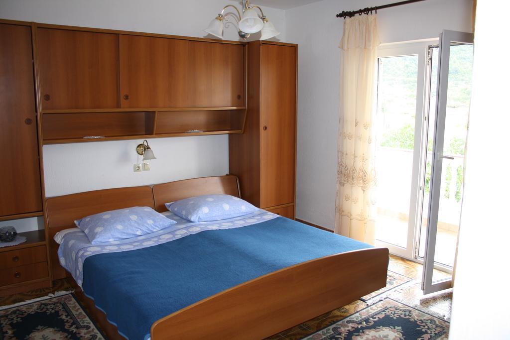Apartments Sandra Palit Esterno foto